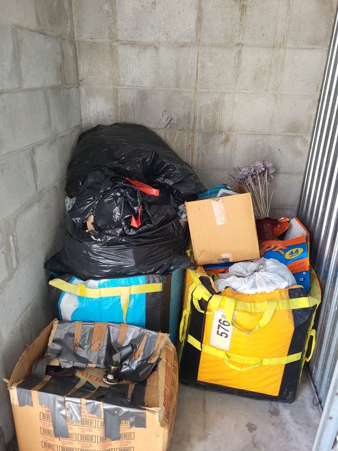4 x 4 storage unit in Orlando, FL