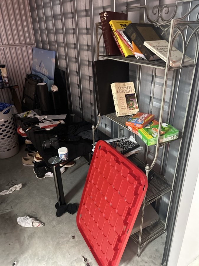 10 x 10 storage unit in Frisco, TX