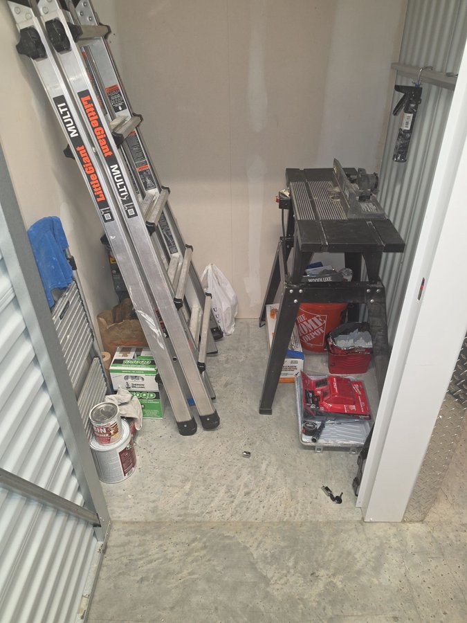 4 x 5 storage unit in Danbury, CT