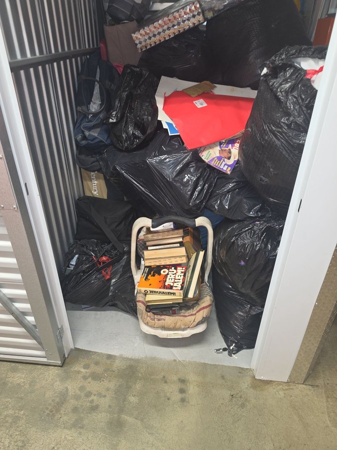 5 x 5 storage unit in Danbury, CT