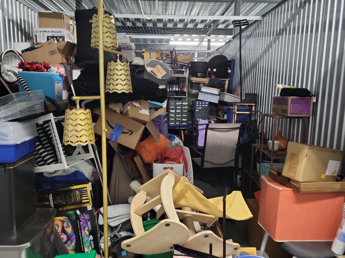 10 x 30 storage unit in Windermere, FL