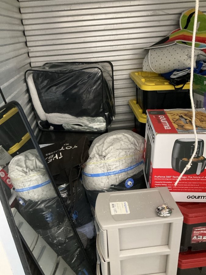 5 x 5 storage unit in Tonawanda, NY