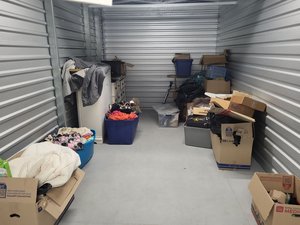 10 x 20 storage unit in Winter Haven, FL