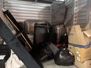 10 x 10 storage unit in Lewisville, TX