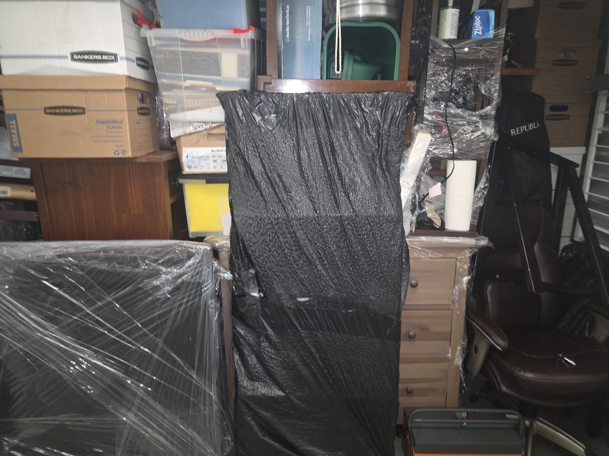 5 x 10 storage unit in San Francisco, CA