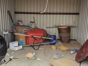 10 x 10 storage unit in Seguin, TX