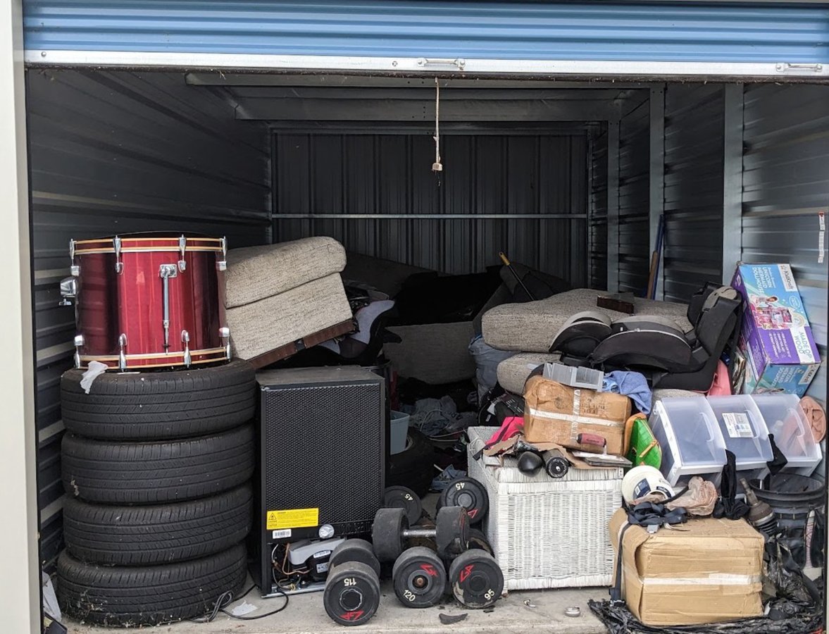 10 x 20 storage unit in Toledo, OH