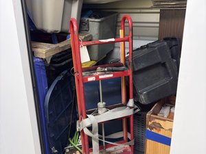 5 x 10 storage unit in Henderson, NV