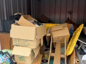 10 x 15 storage unit in Bristol, CT