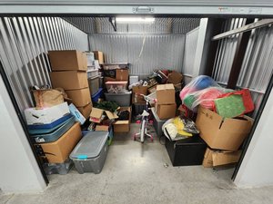 10 x 10 storage unit in Washington, DC