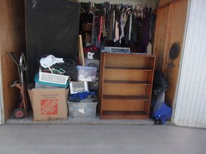 10 x 10 storage unit in Fresno, CA