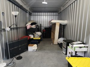 10 x 20 storage unit in Maple Grove, MN
