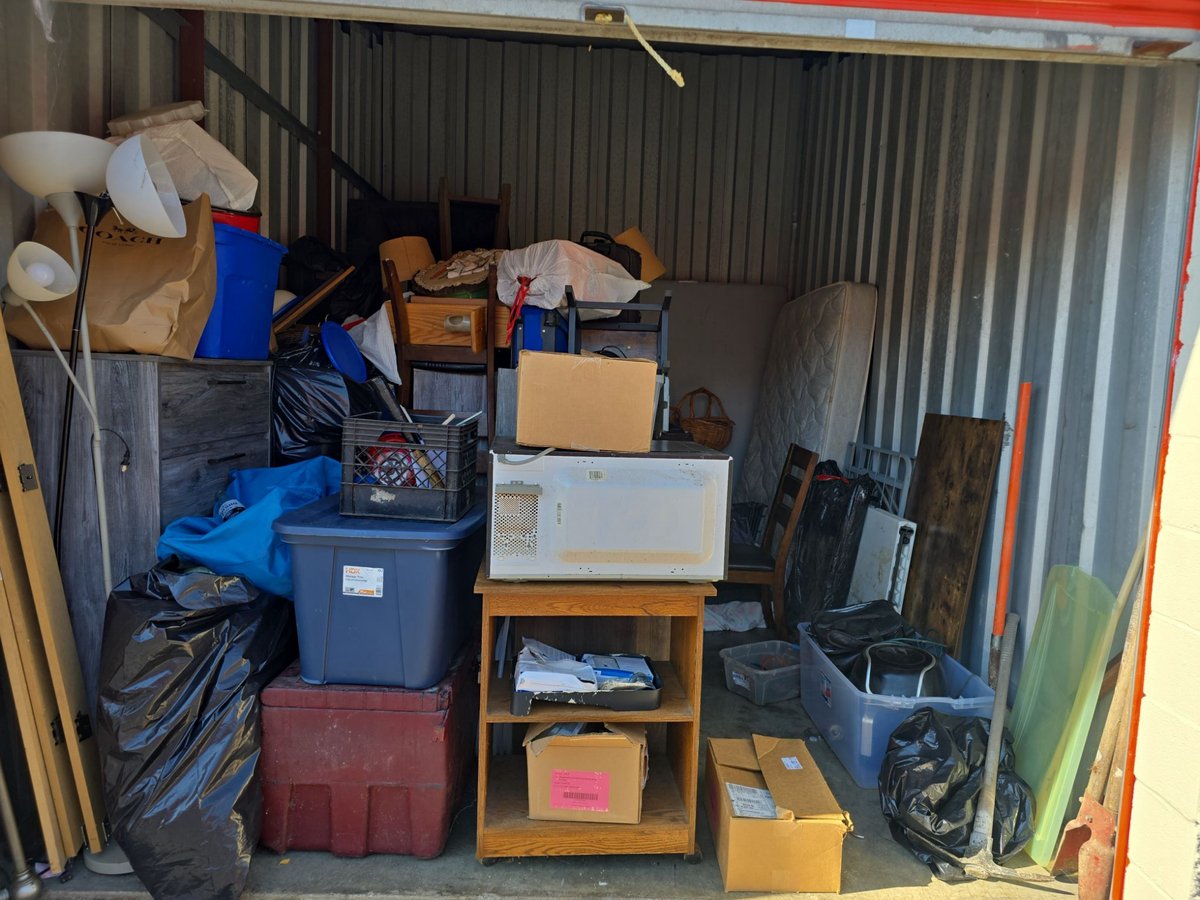 10 x 15 storage unit in Dayton, OH