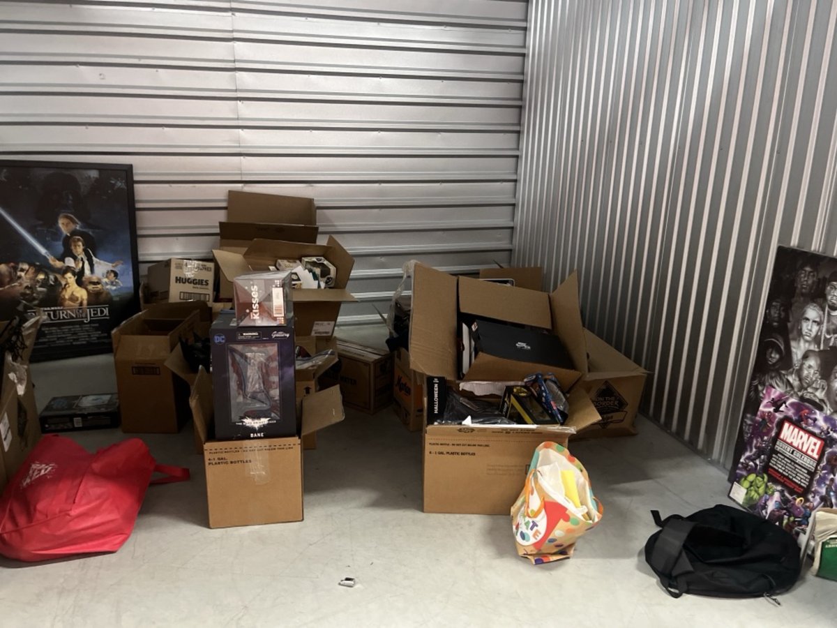 10 x 10 storage unit in Lewisville, TX