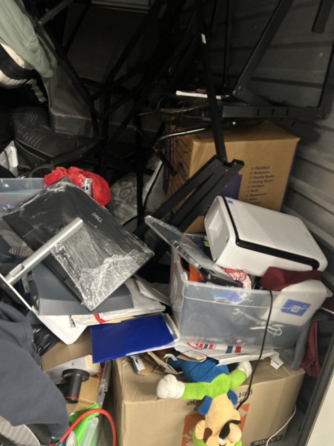 7 x 15 storage unit in Aubrey, TX