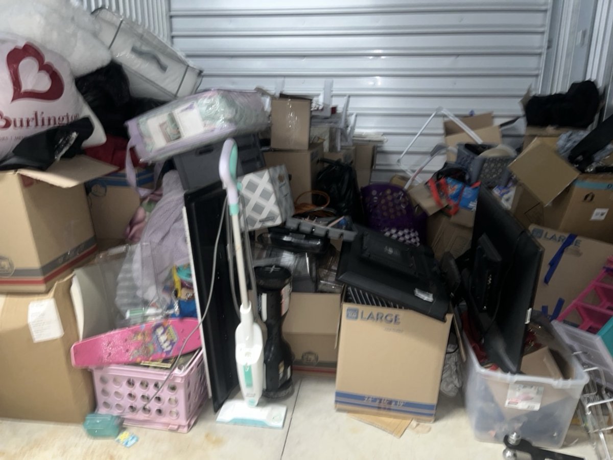 10 x 10 storage unit in Aubrey, TX
