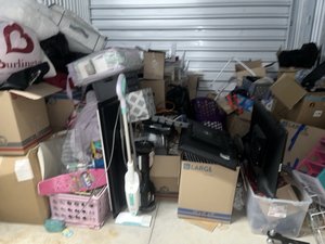 10 x 10 storage unit in Aubrey, TX