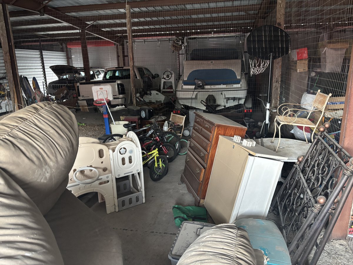 12 x 30 storage unit in Fulton, TX