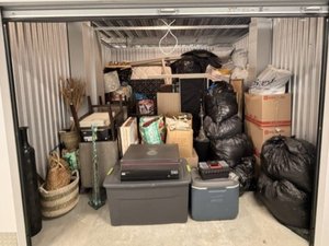 10 x 10 storage unit in Frederick, MD