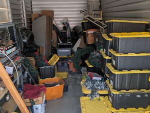 10 x 25 storage unit in Wildomar, CA