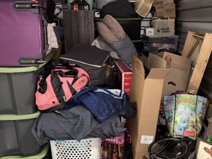 7 x 10 storage unit in Irving, TX