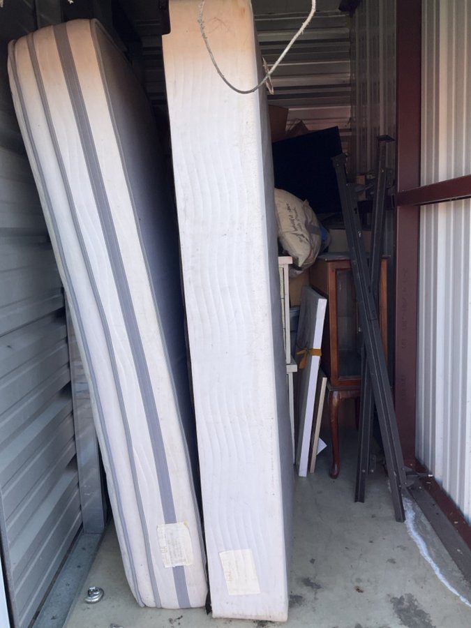 5 x 10 storage unit in Laceys Spring, AL