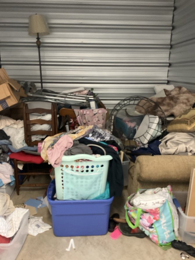 10 x 10 storage unit in Laceys Spring, AL