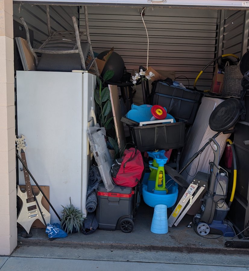10 x 15 storage unit in Wildomar, CA