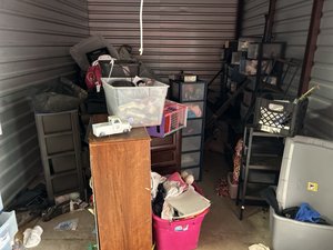 10 x 15 unit in Grand Prairie