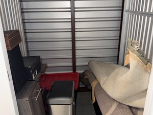 5 x 5 storage unit in Alexandria, VA