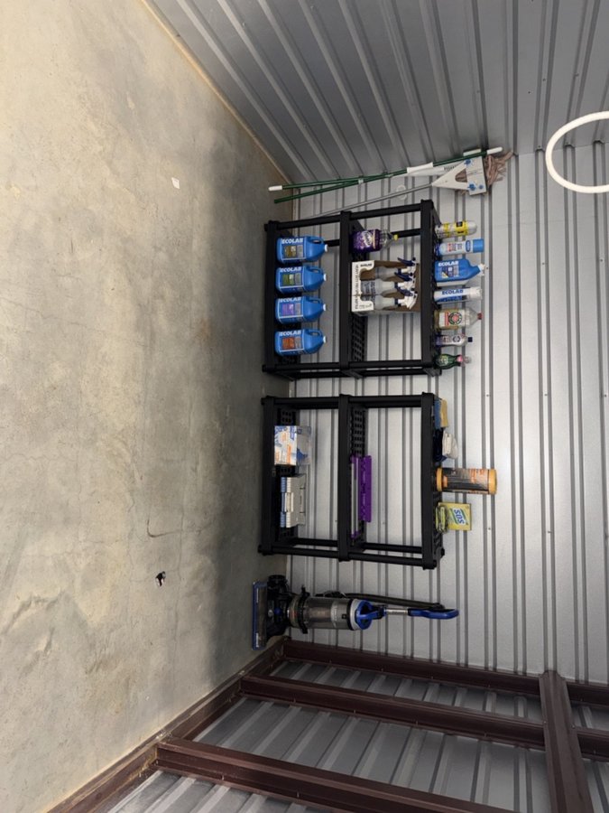 10 x 10 storage unit in Alexandria, VA