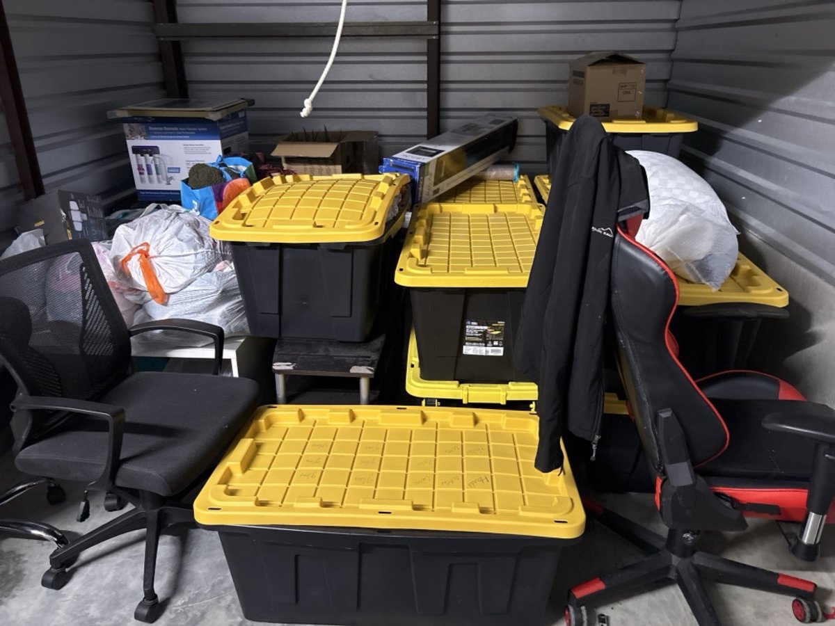 10 x 10 storage unit in Irving, TX