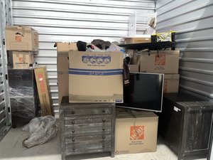10 x 7 storage unit in Aubrey, TX
