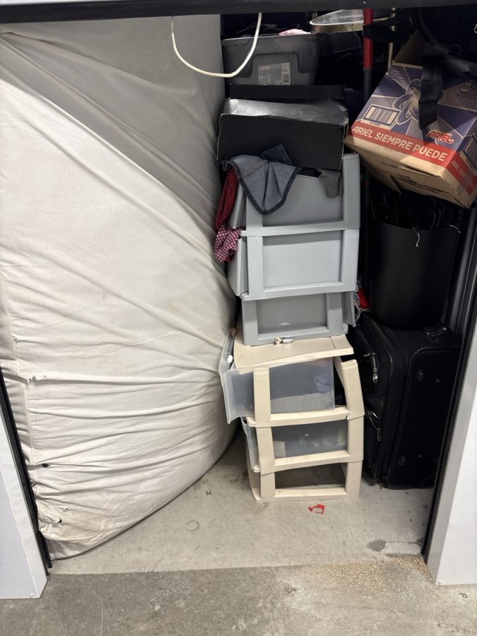 5 x 5 storage unit in Irving, TX