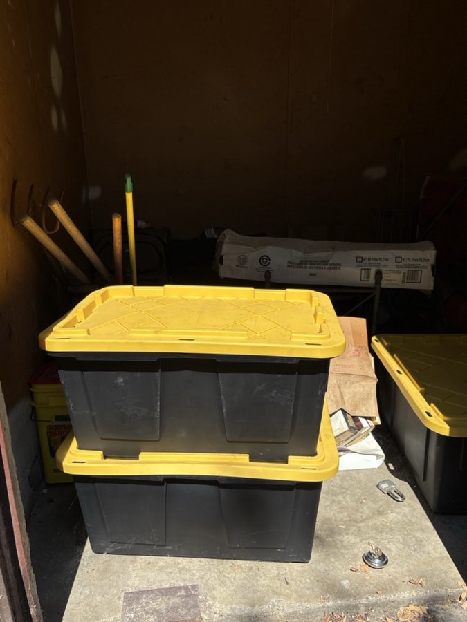 9 x 8 storage unit in Irving, TX