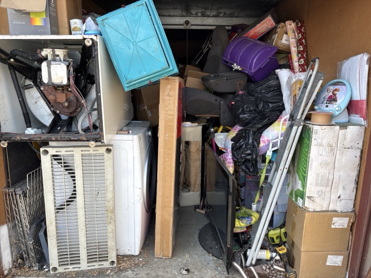 8 x 20 storage unit in Irving, TX