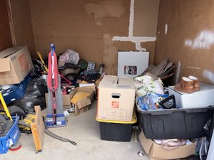 10 x 10 storage unit in Dallas, TX