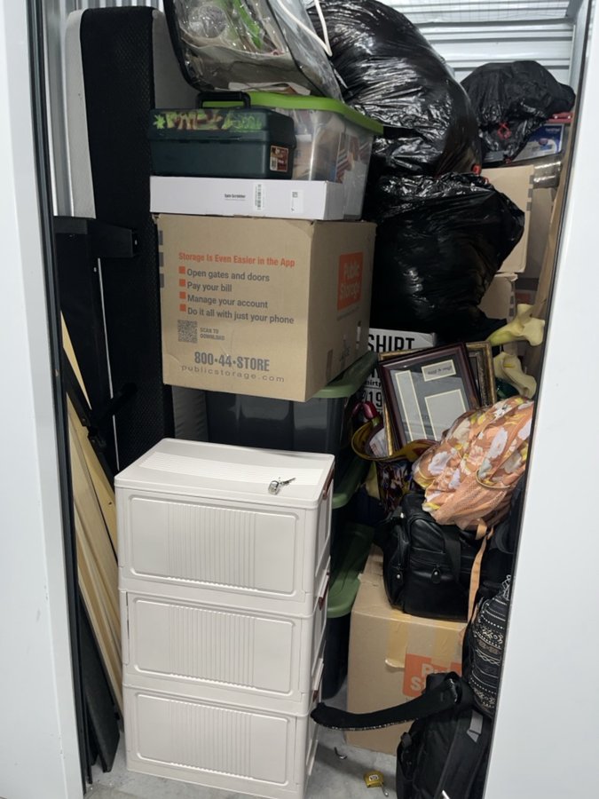 5 x 10 storage unit in Allen, TX
