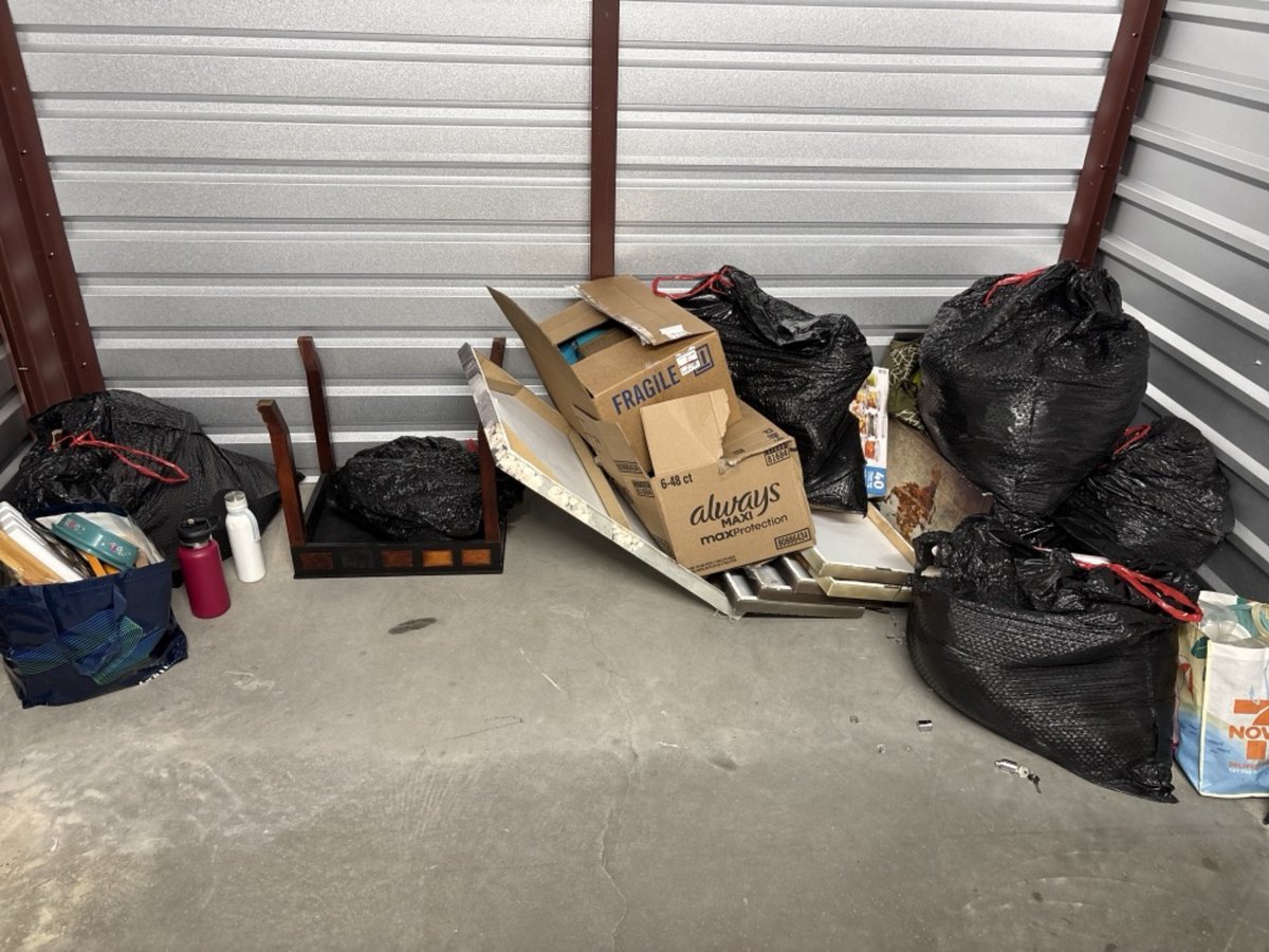 10 x 5 storage unit in Garland, TX