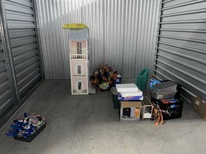 10 x 10 storage unit in Allen, TX
