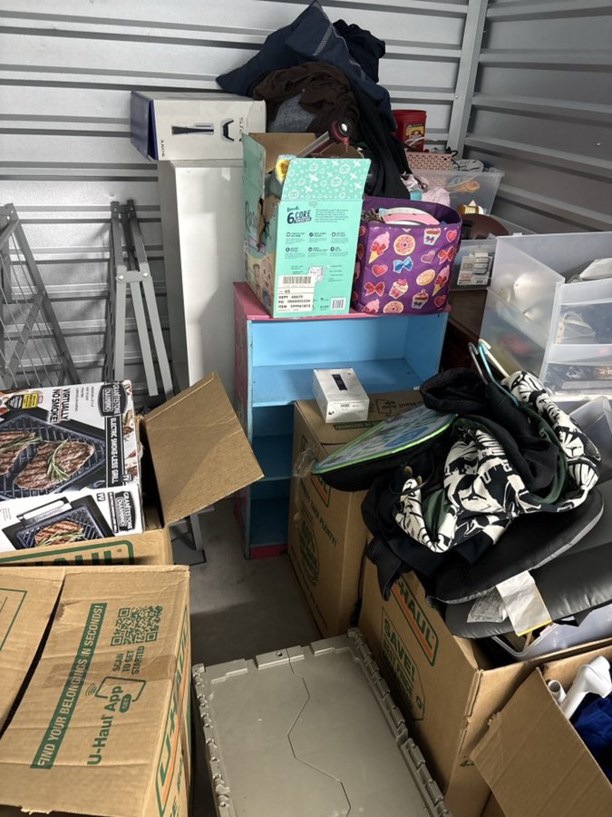10 x 10 storage unit in Garland, TX