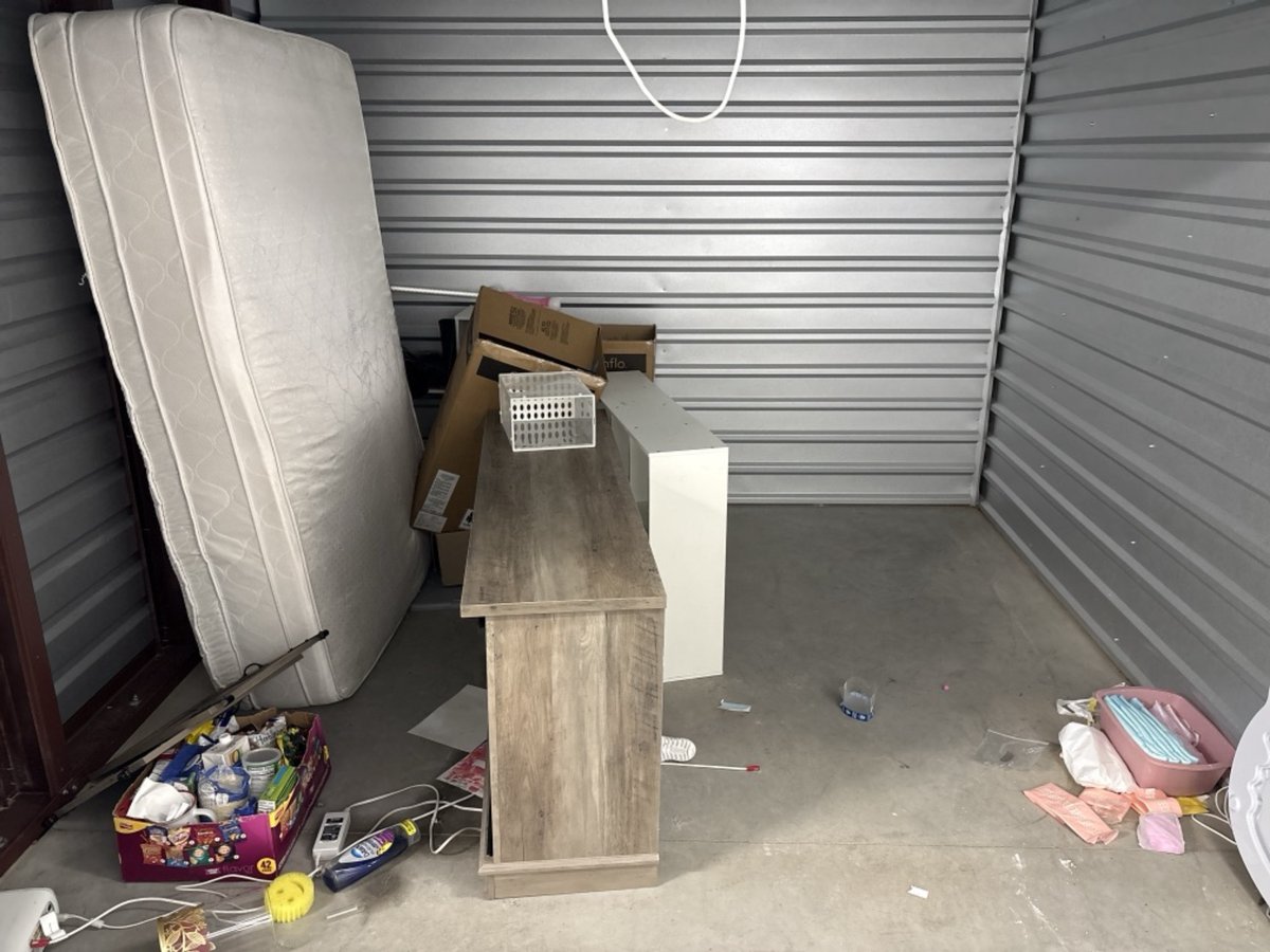 10 x 10 storage unit in Garland, TX