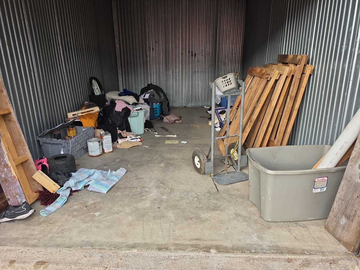 10 x 16 storage unit in Kansas City, MO