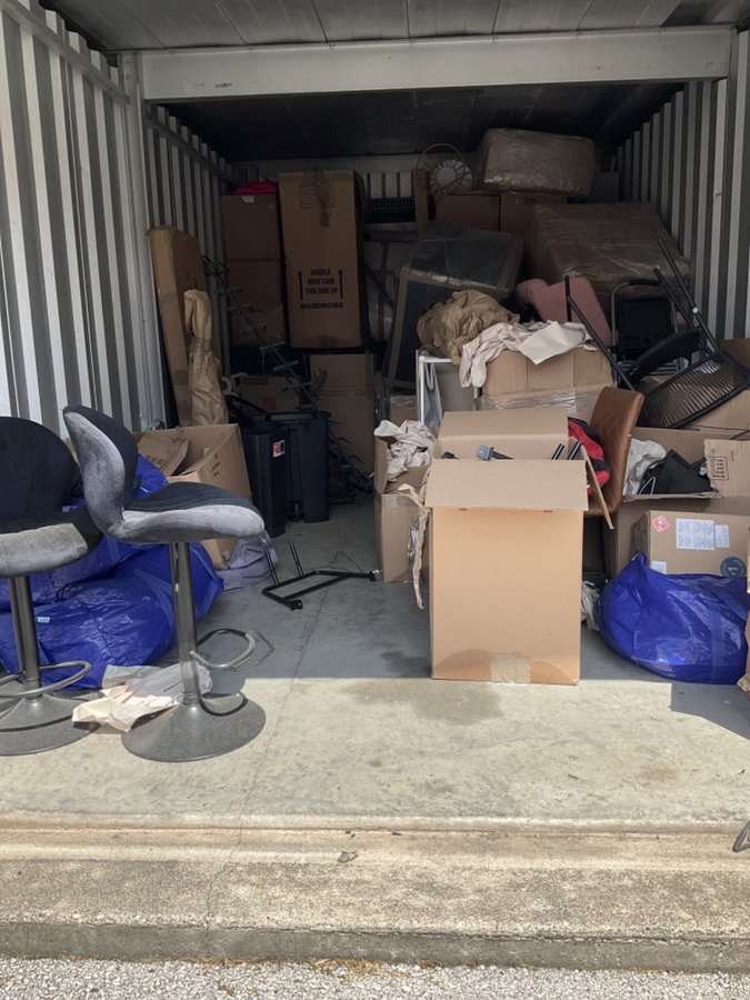 10 x 20 storage unit in Louisville, KY