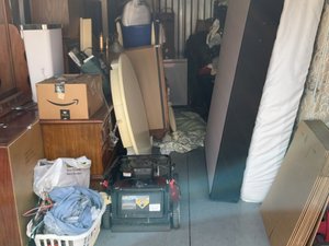 10 x 20 storage unit in Louisville, KY