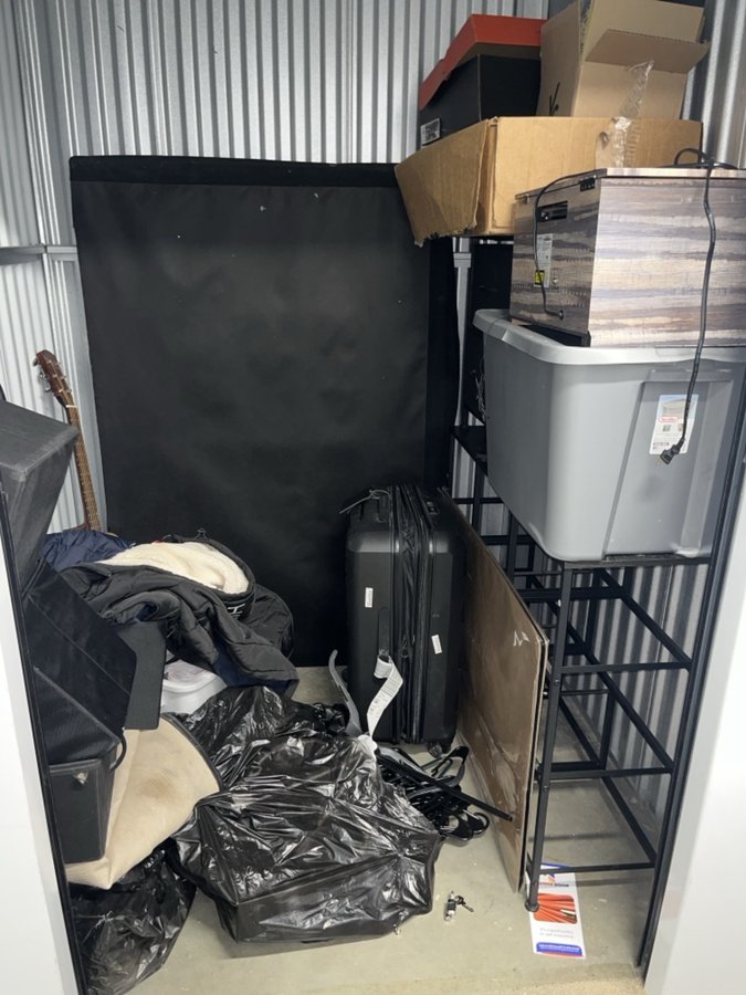 5 x 5 storage unit in Plano , TX