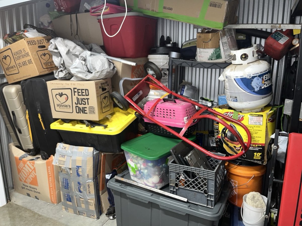 10 x 5 storage unit in Plano , TX