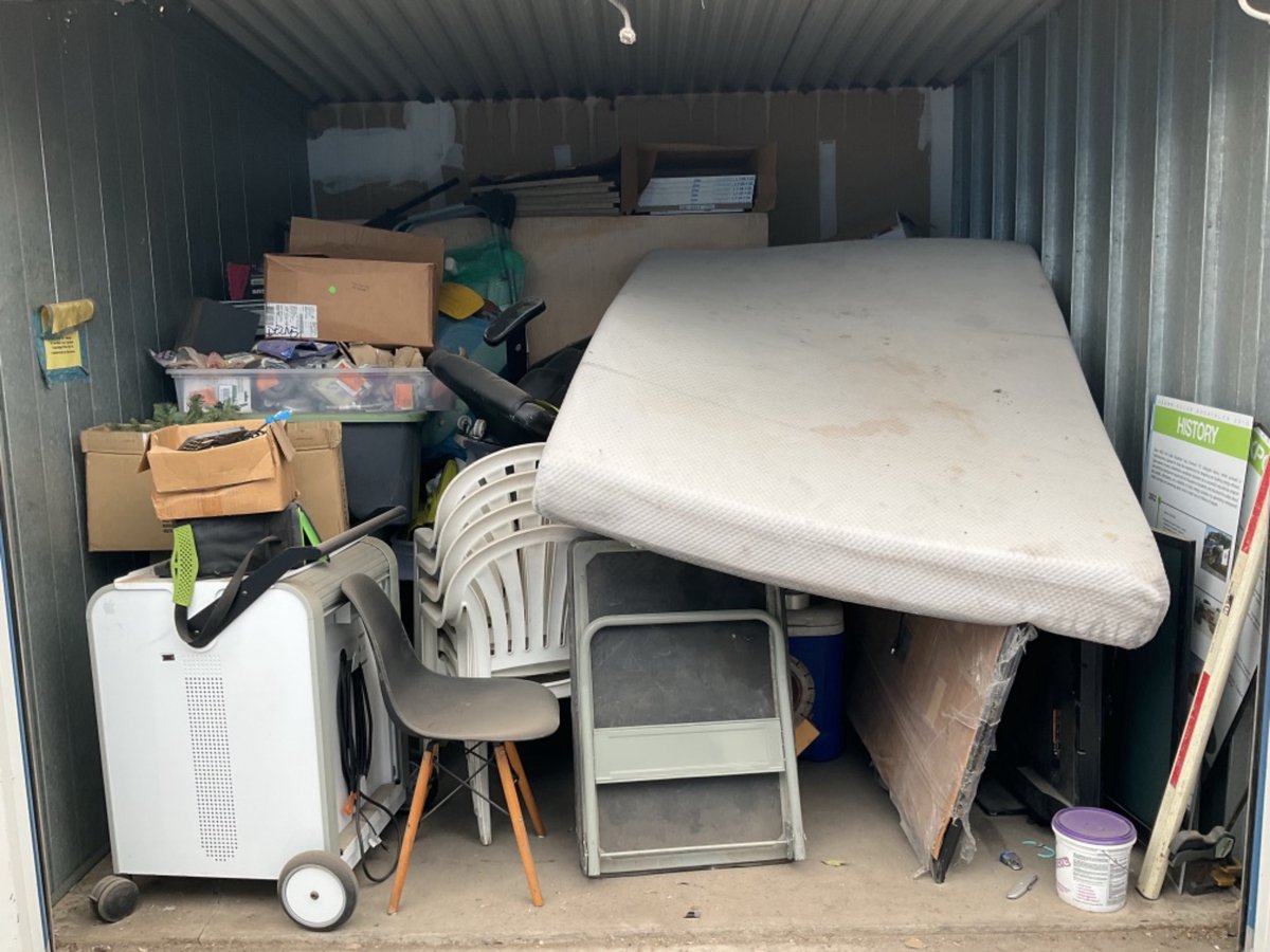 10 x 10 storage unit in Glendale, AZ