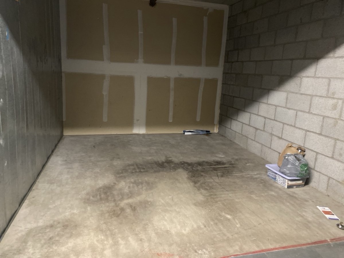 10 x 12 storage unit in Glendale, AZ