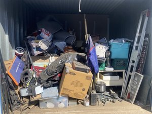 10 x 10 storage unit in Glendale, AZ